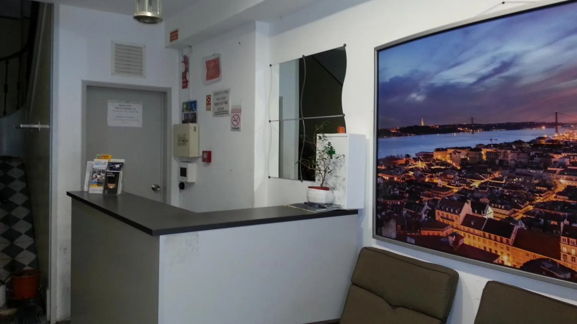 City Centre Anjos Guesthouse Lisbon 4*,  Portugal